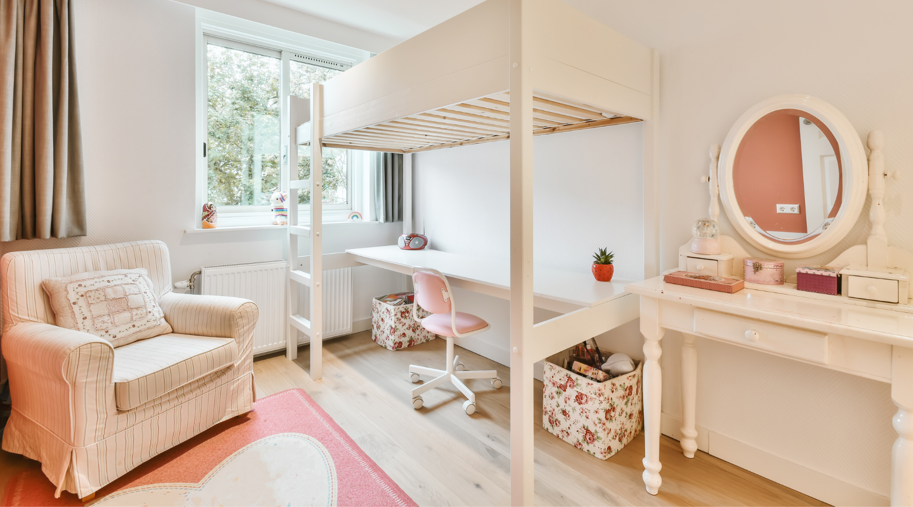 Teenager Bedroom Suite