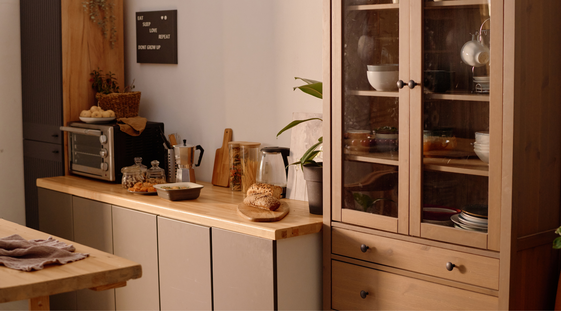 Pull-Out Pantry